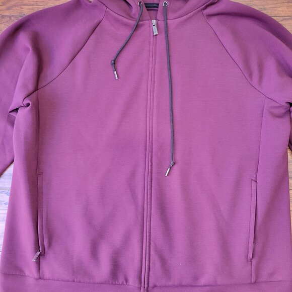 AWAY Travel Burgundy Red Zipper Pocket Recycled Polyester Zip-Up Hoodie sz XL - Picture 3 of 7